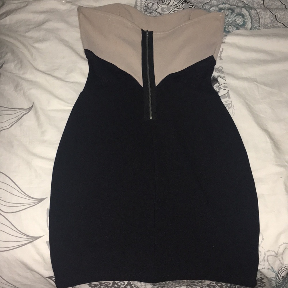 Dress - Picture 2 of 4